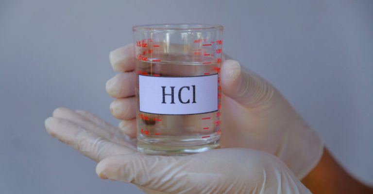Cuáles son la fórmula, propiedades y aplicaciones del cloruro de hidrógeno