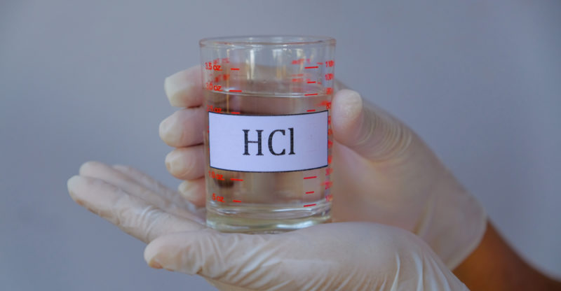 cuales son la formula propiedades y aplicaciones del cloruro de hidrogeno