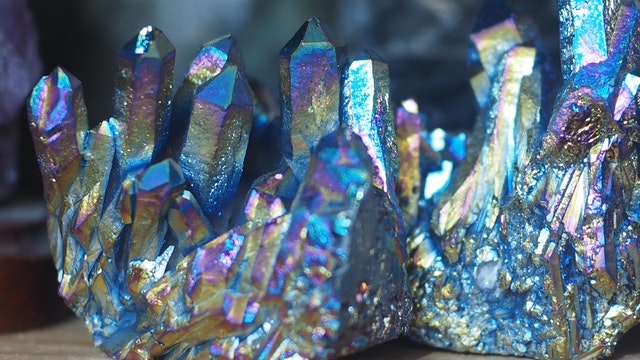 Cuáles son los sistemas cristalinos y características de los minerales