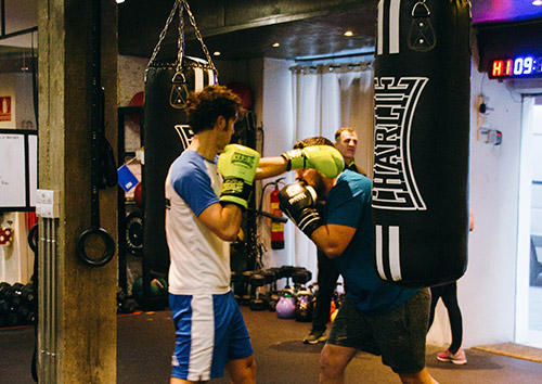 Dónde puedo practicar boxeo en Zaragoza y qué clases ofrecen
