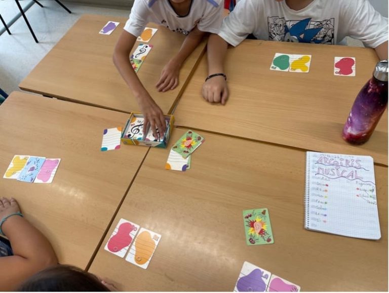 Matemáticas Musicales: Aprendizaje Divertido en Aula Abierta