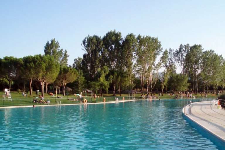 Piscinas públicas en Madrid: descubre las mejores opciones