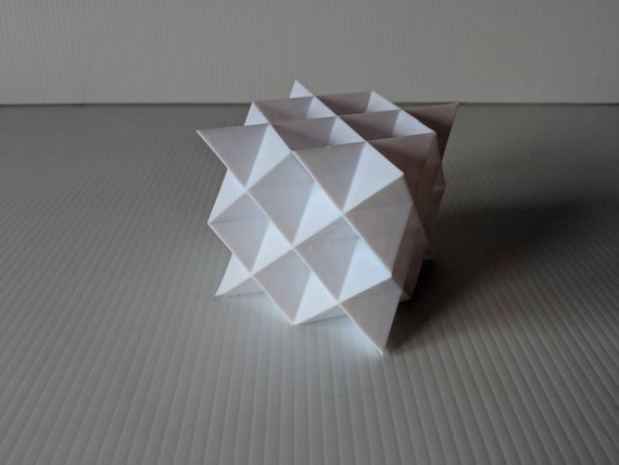 Qué es el copo de nieve de Koch y su geometría fractal