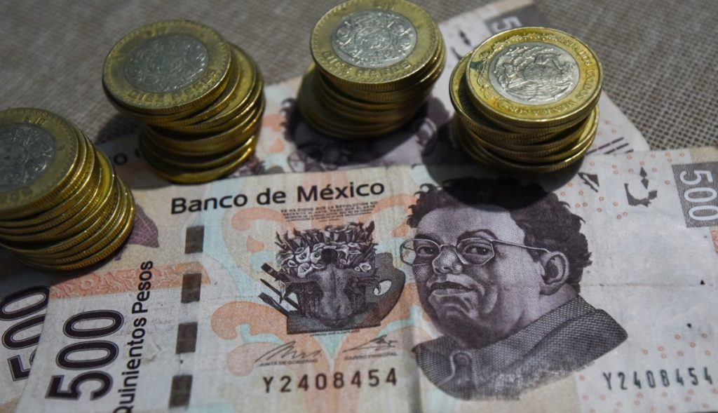 si ahorro 100 pesos semanales cuanto ahorro anualmente