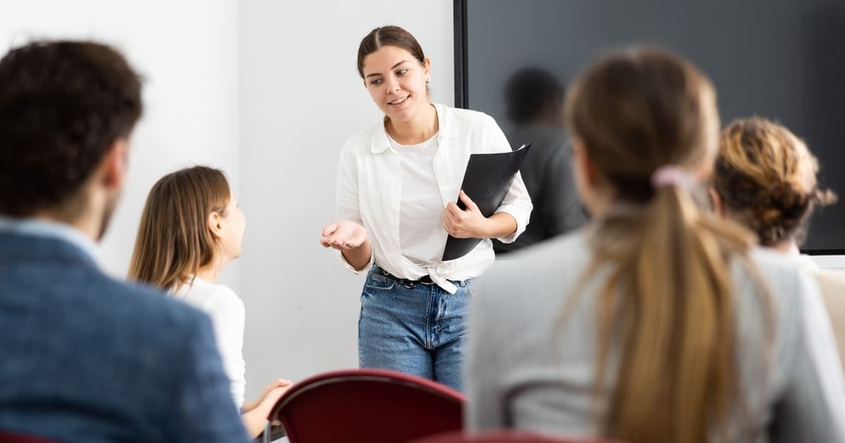Son efectivas las clases de español para extranjeros con profesores