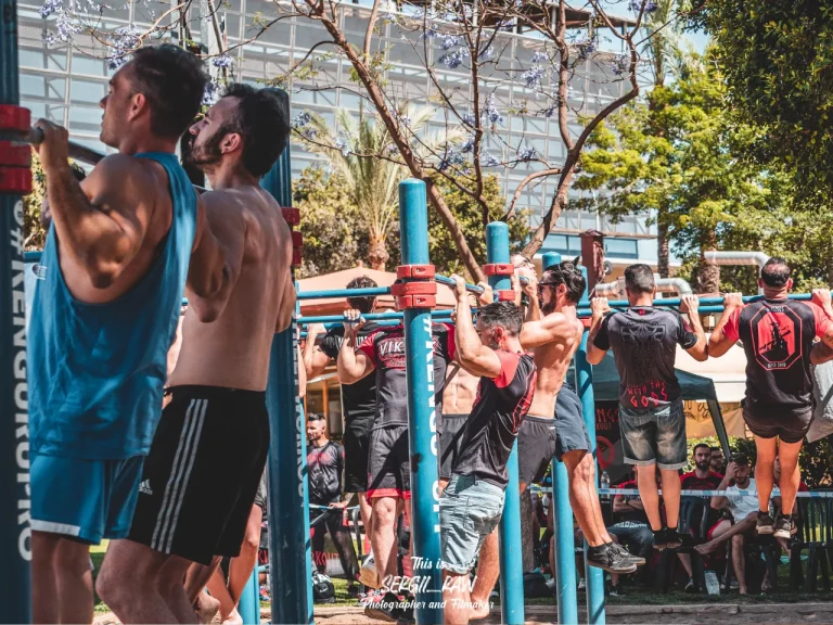 Te gustaría mejorar tu fitness con calistenia en Málaga